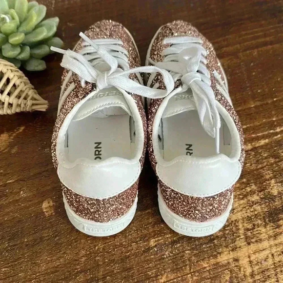 Tretorn | “Camdens” Glitter Sneakers - Picture 5 of 6